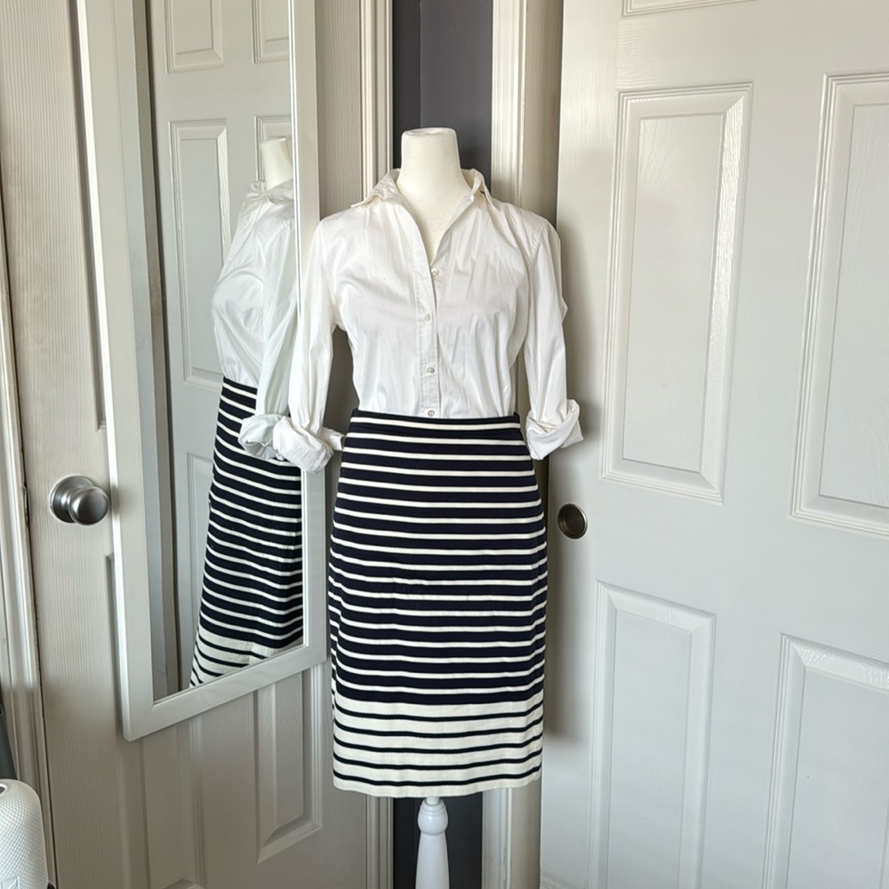 NEW LISTING! J.Crew white and navy striped No.2 pencil skirt